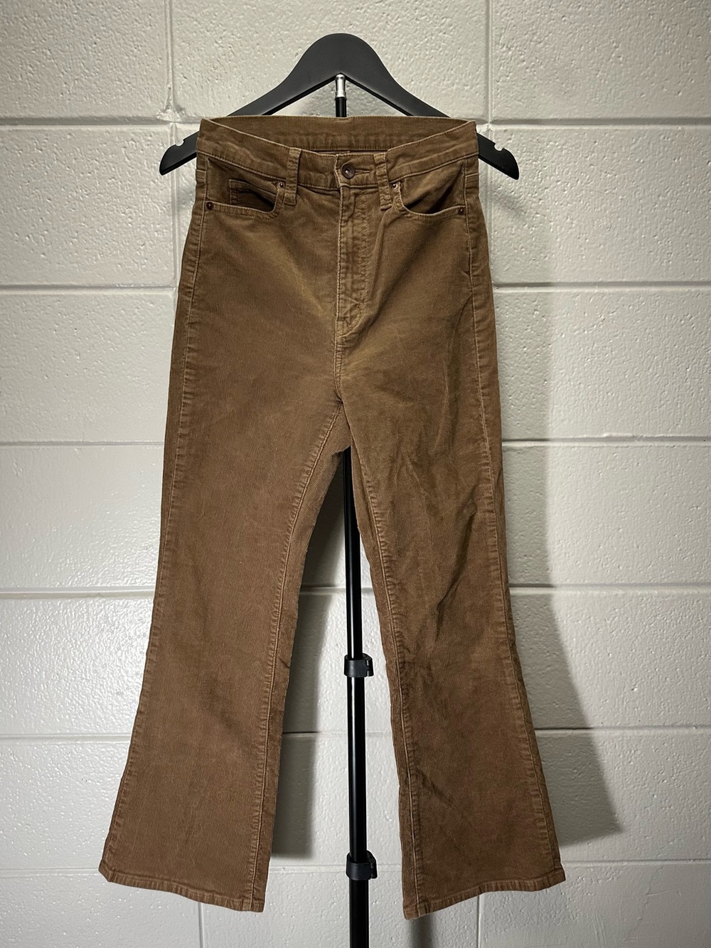 Women's Corduroy Flare Jeans in Brown - Classic High-Rise Style